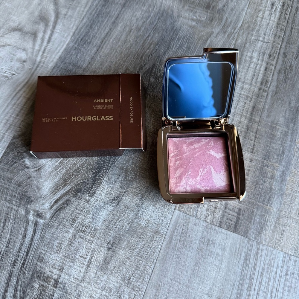Hourglass Ambient Lighting Blush-Mood Exposure. New! Full Size!